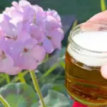 These stains on underwear aren’t normal discharge, they’re… See more